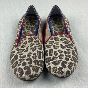 Rothy’s Woman’s Size 9 Loafer Beige Leopard Animal Print with Red + Blue Border